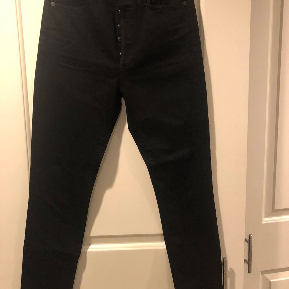 COH - Olivia Jeans, 27, Black